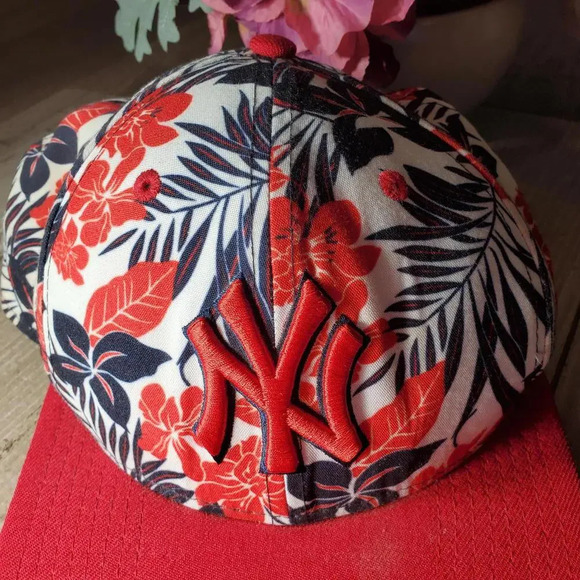 New Era MLB NY Yankees Snapback Hat OSFM Original Fit Adjustable Red Tropical - Picture 4 of 15